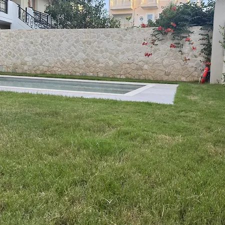 Alky Luxury Вілла *