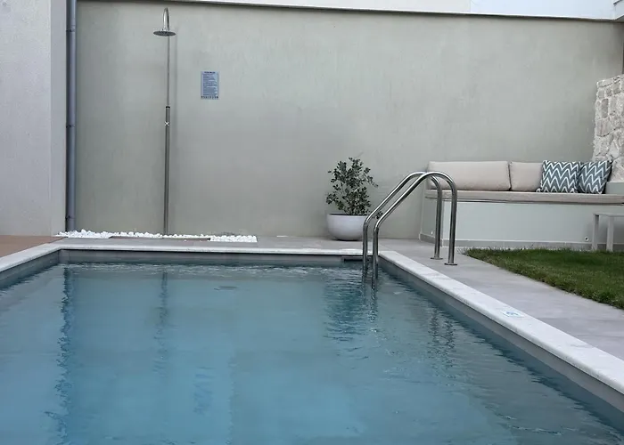 فيلة Alky Luxury خانيا