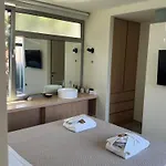 Willa Alky Luxury